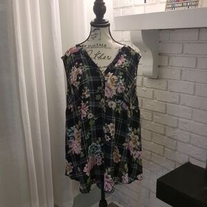 **3/$10** Torrid Harper Collection Top Size 3